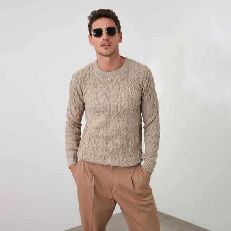 Male Bicycle Neck Hair Weave Knitwear Sweater